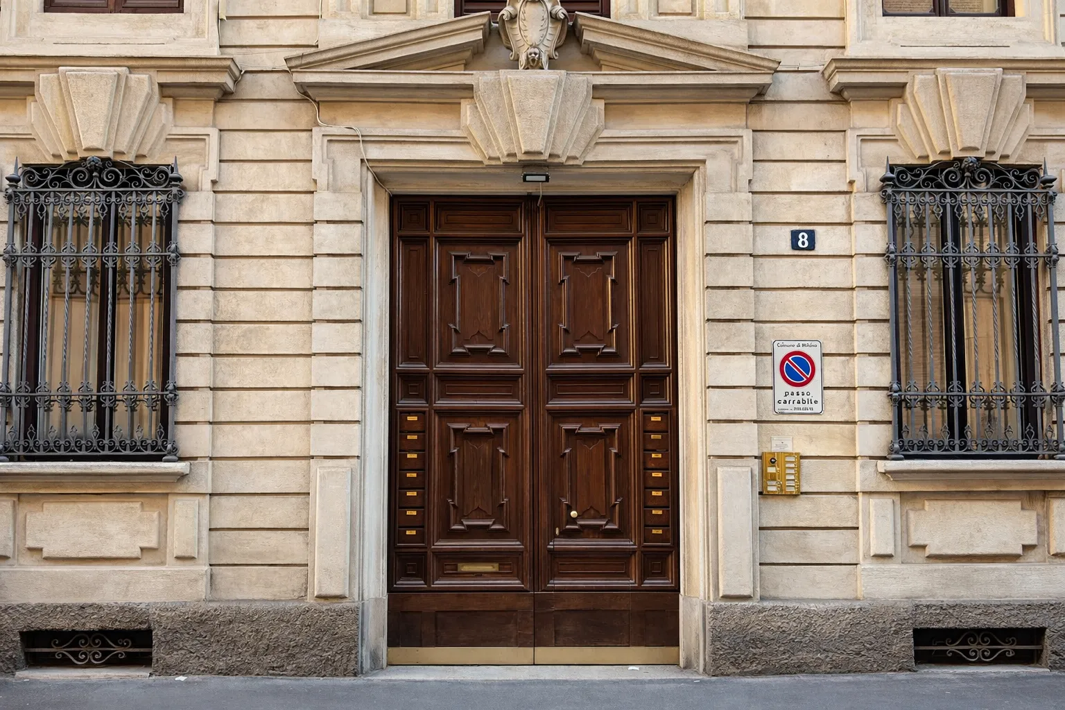 Via San Primo 3 · Quadrilatero del Silenzio