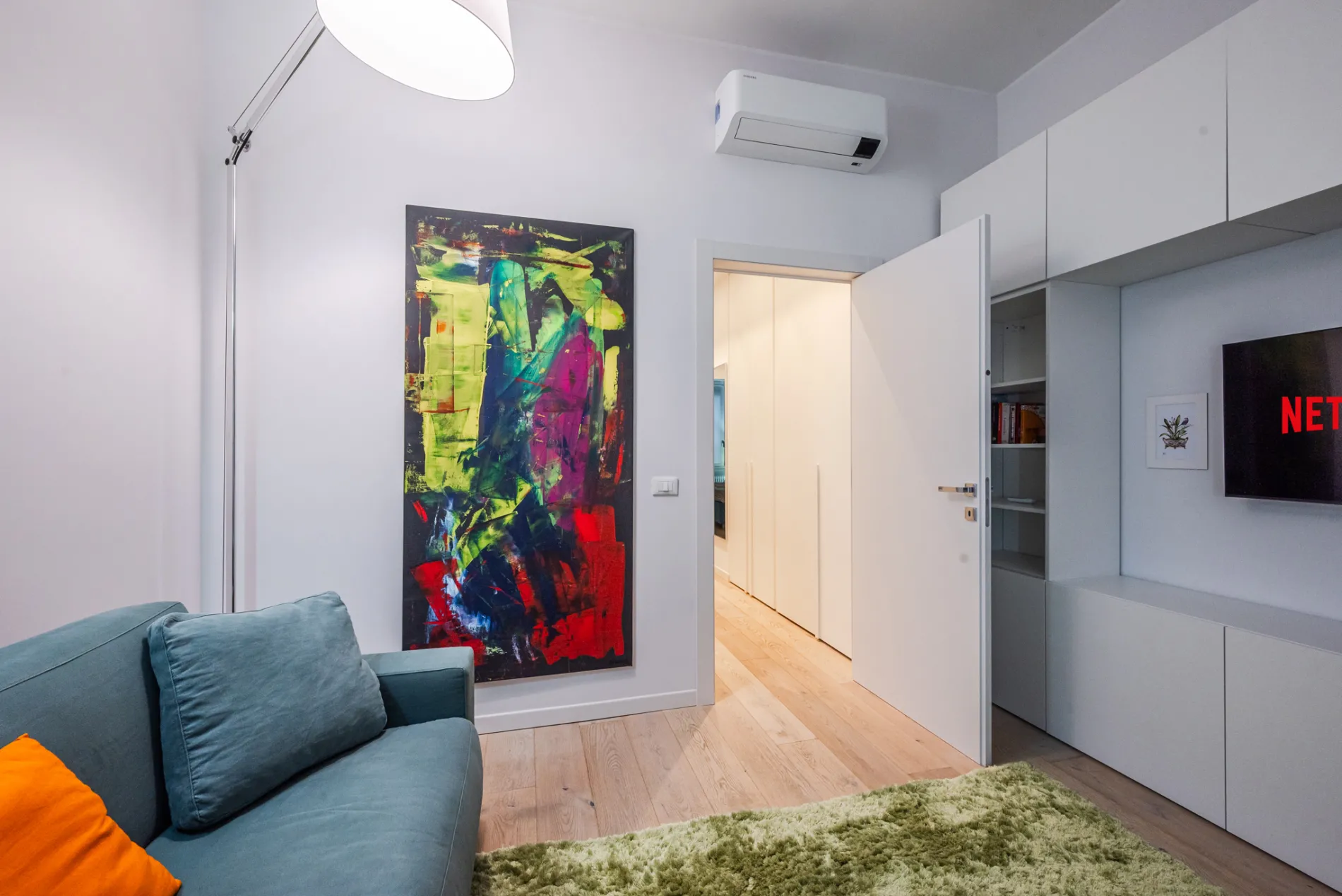 Viale Tunisia 10 · Milano