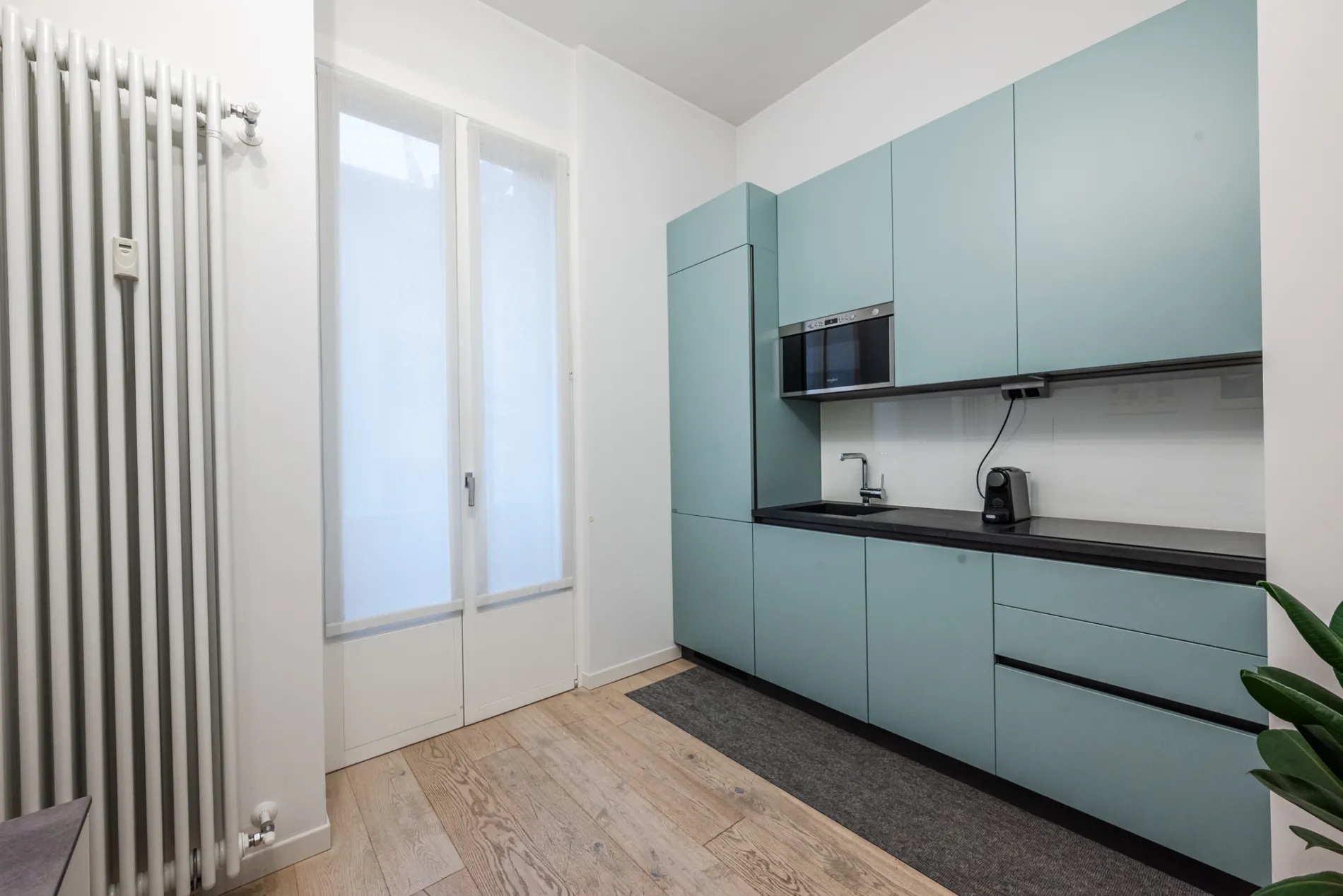 Viale Tunisia 10 · Milano