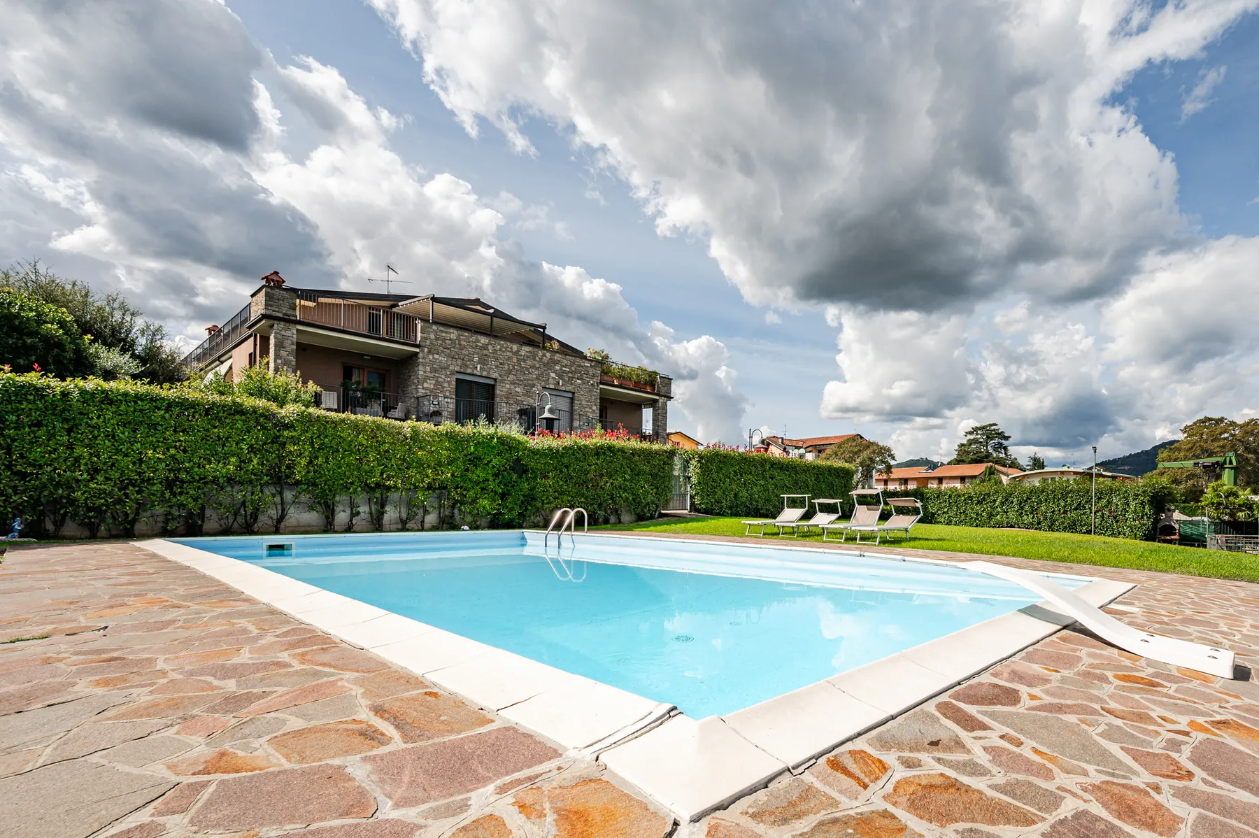 Appartamento con Terrazza Panoramica sul Lago d’Iseo